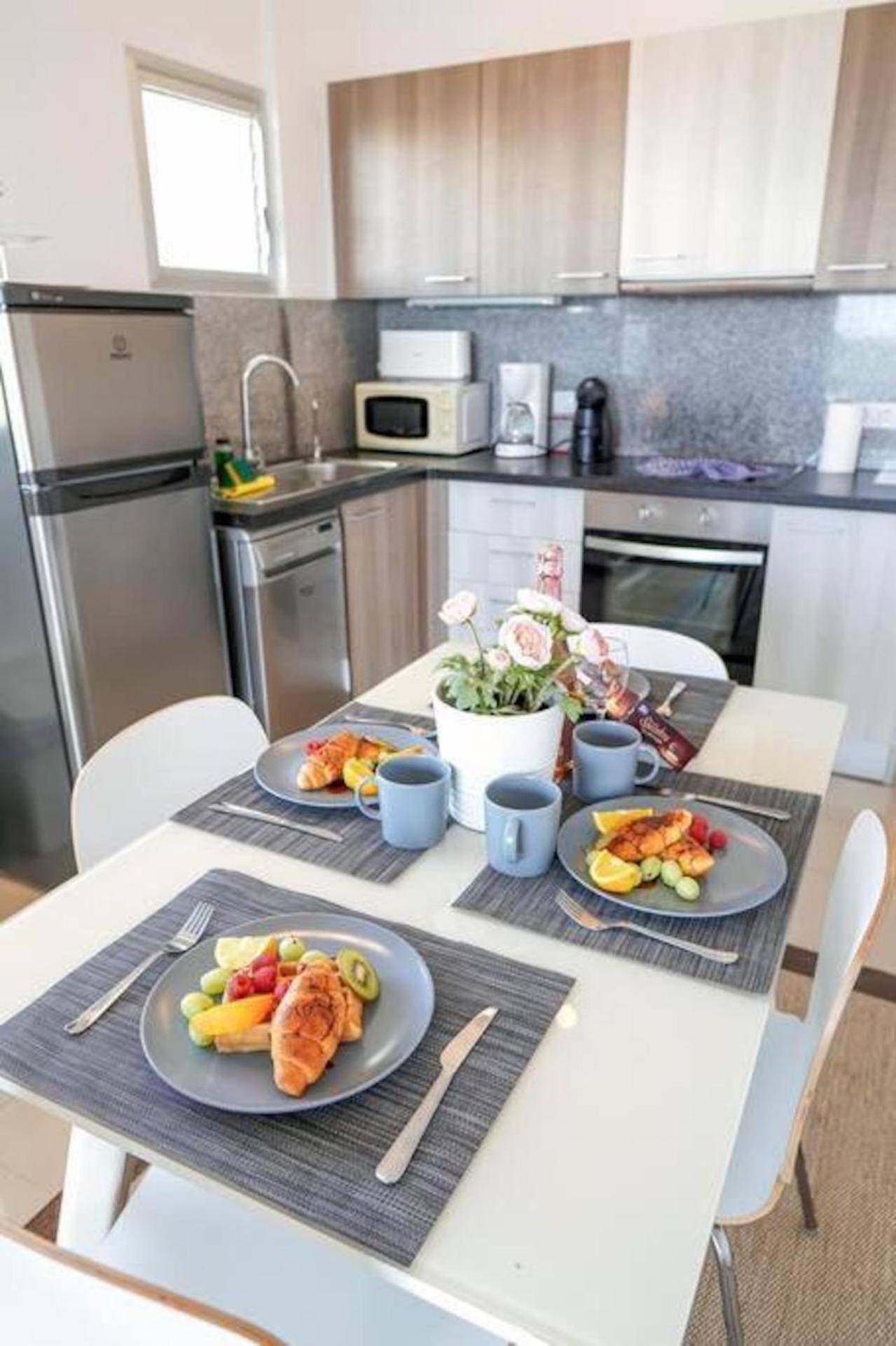 Amazing 2 Bedroom Flat With Beachfront And Pool, Paraiso Del Sur A306 Playa Paraiso  Esterno foto